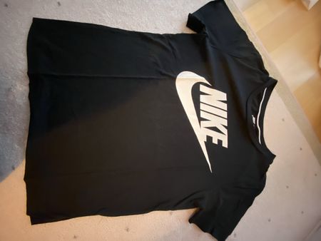 T-Shirt Nike schwarz Grösse S 