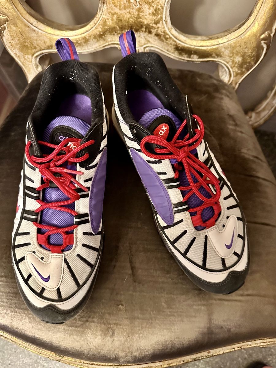 Nike Herrenschuhe: Sneakers Nike Air 43 – Gebraucht aus Mont-sur-Lausanne von jolieresale