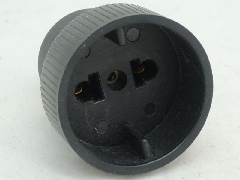 Unità & Adattatore: Steckdosen Adapter US - CH – Usato da Zürich venduto da dnk_nrd8 1