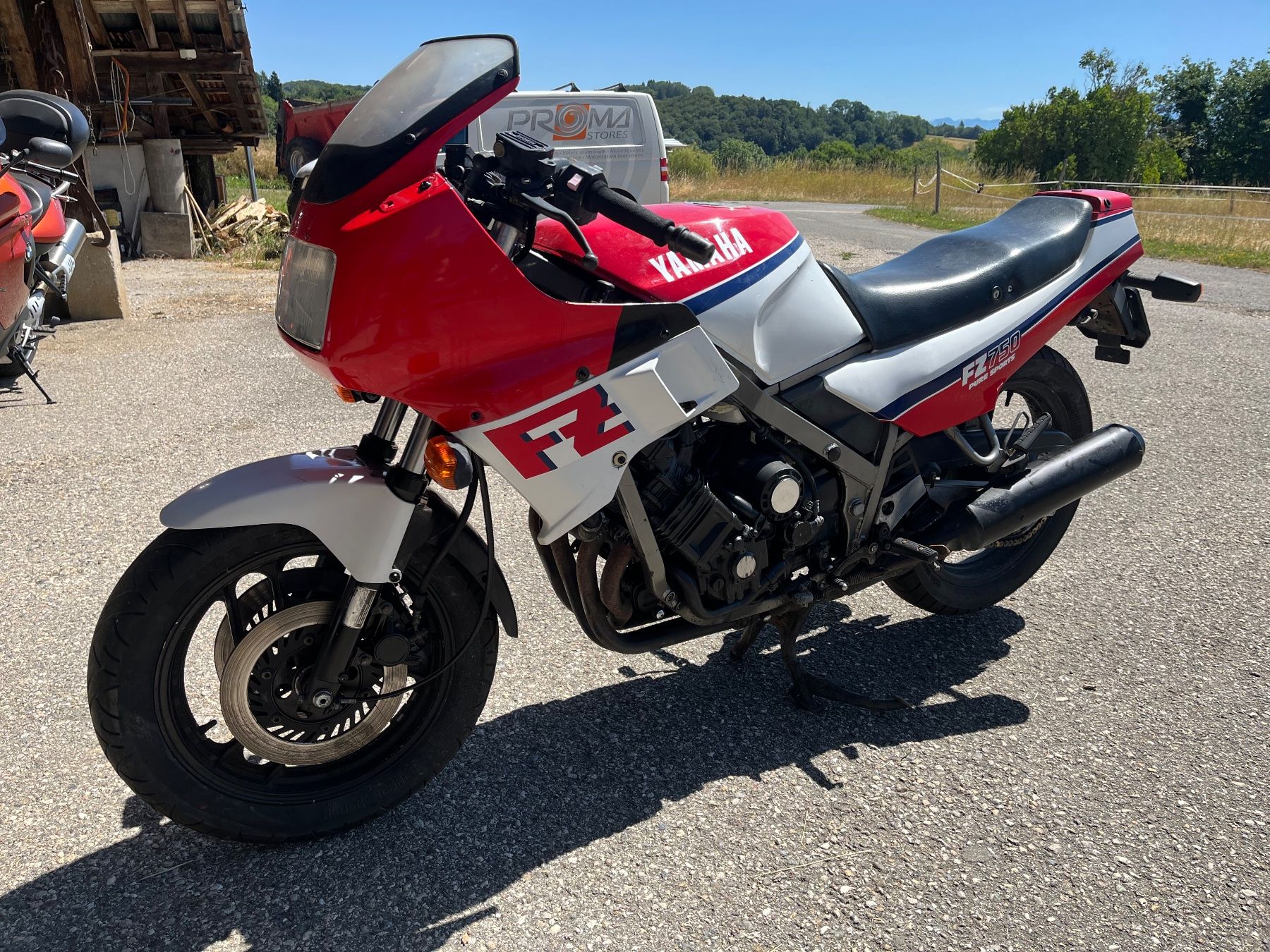 Yamaha Strada: Yamaha fz 750 à vendre – Usato da Arzier-Le Muids venduto da Jmb1960 2
