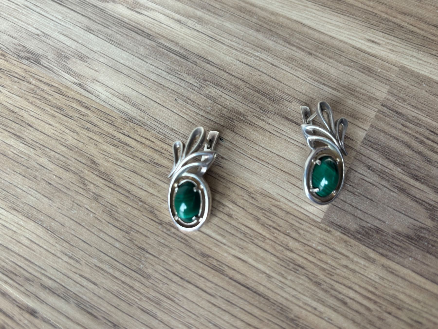 Orecchini pendenti & Orecchini a lobo: Rare Malachite from Urals/Russia & 925 silver – Nuovo (secondo la descrizione) da St-George venduto da elena27