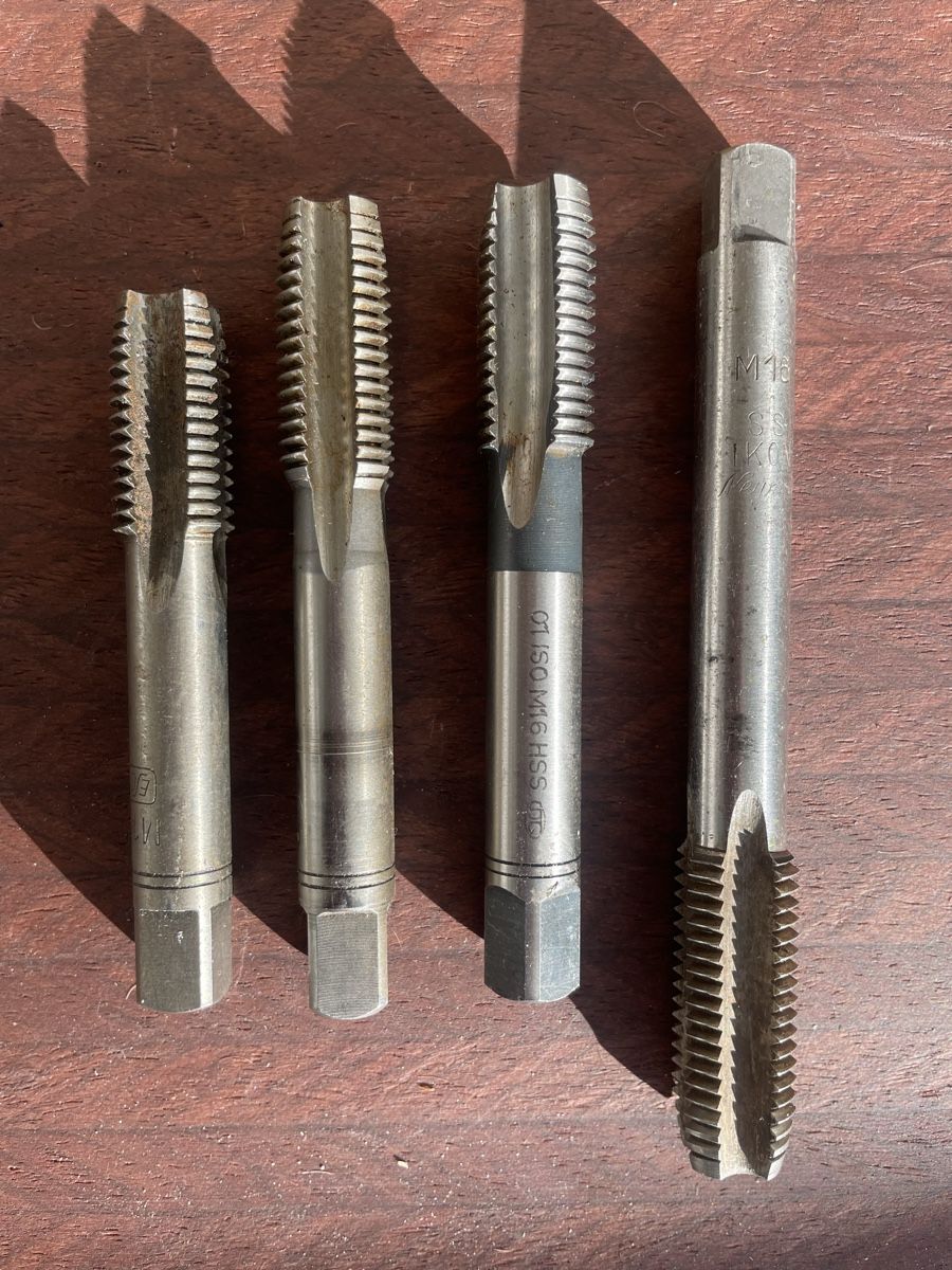 Tous les outils: Gewindebohrer M16 – Neuf (Voir description) à naters par commencal89