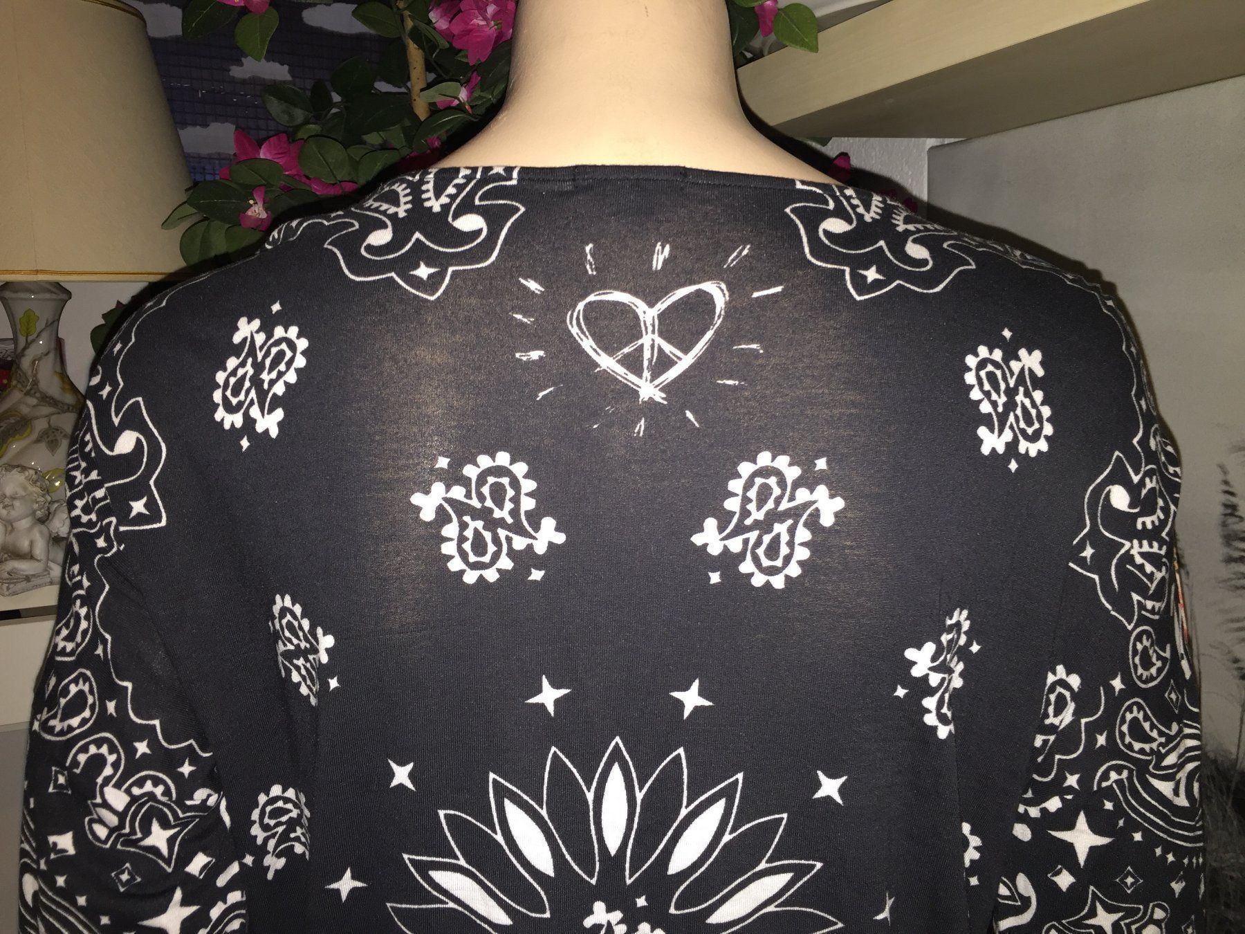 Desigual Maglioni & Felpe: DESIGUAL Pullover taille / Grosse S – Usato da Cossonay-ville venduto da Super-Price-Quality 7