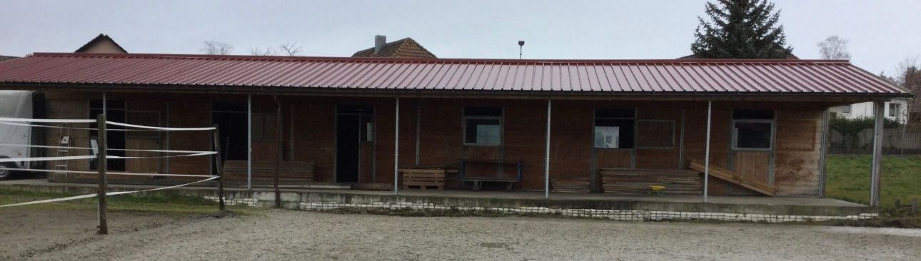 Rifugi: Black Friday Pferde Rosstall Stall – Usato da Deitingen venduto da RK68 2