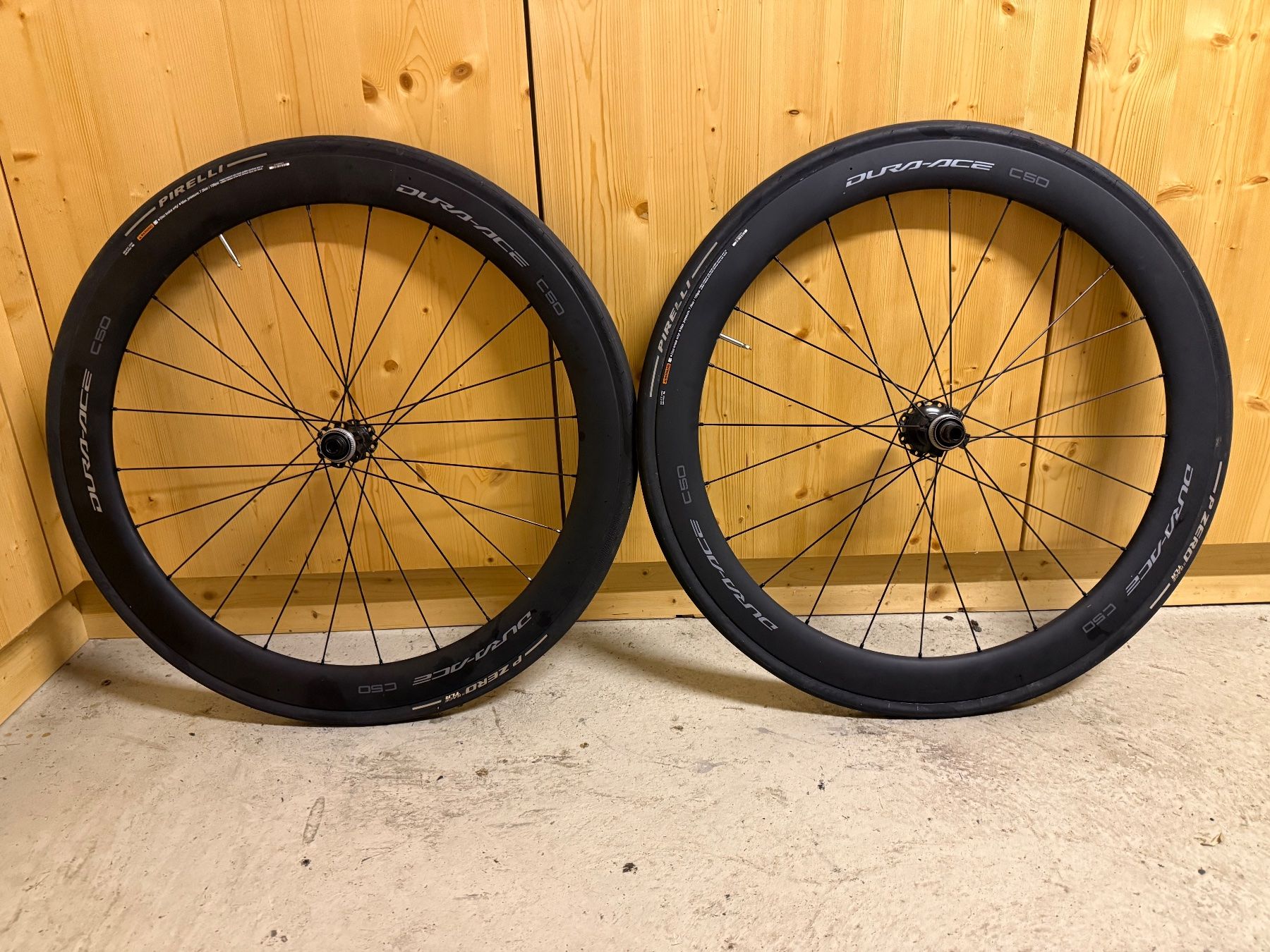 Shimano Pneus & Kompletträder: Roues Dura-Ace WH-9270 C50 – Gebraucht aus Fully von nicfel01