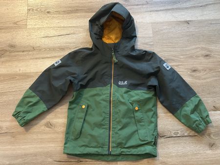 Jack Wolfskin Regenjacke grün Grösse 116 