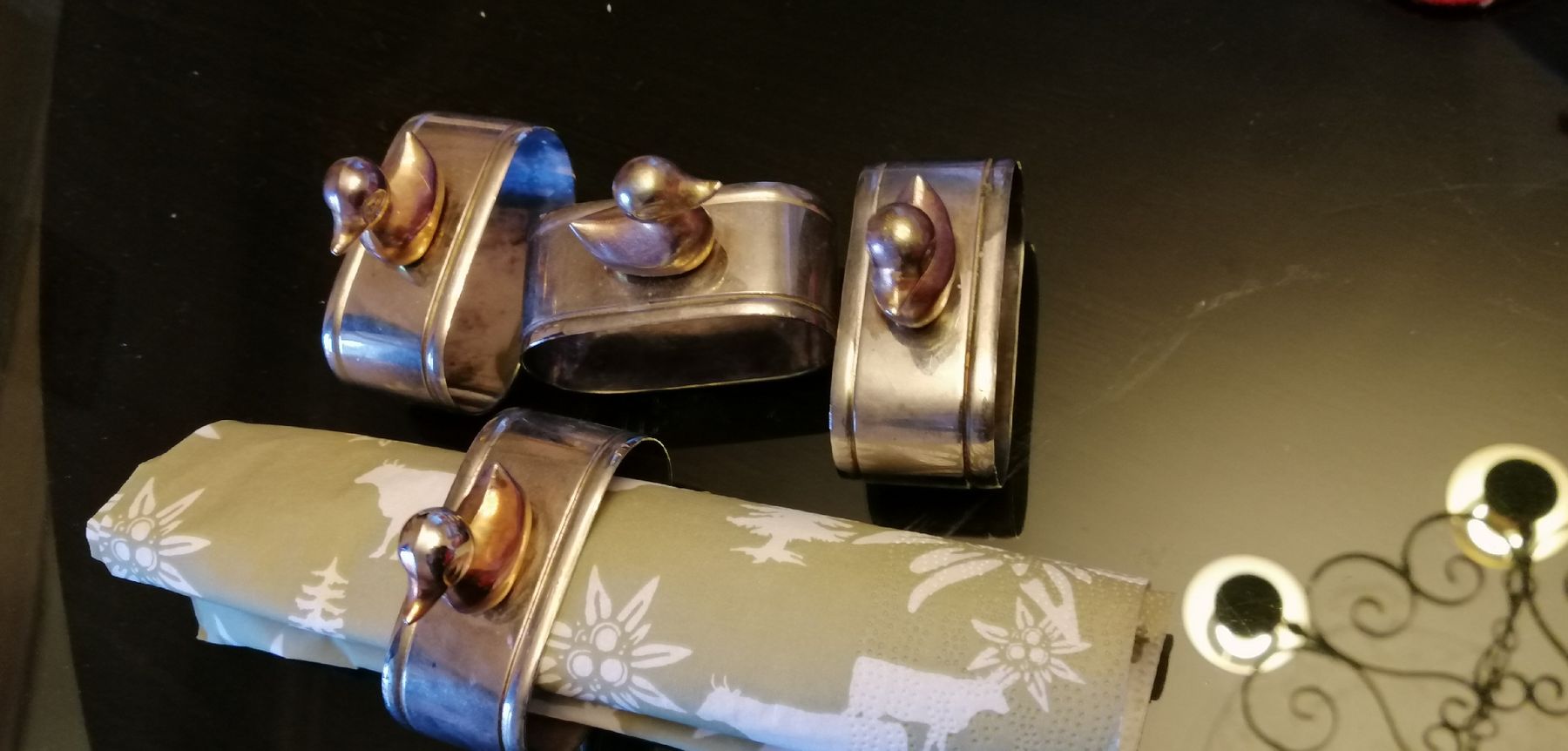 Altro in Decorazioni & Accessori: rond de serviette, 4 pièces avec canards – Usato da Lausanne venduto da Jdelta 2