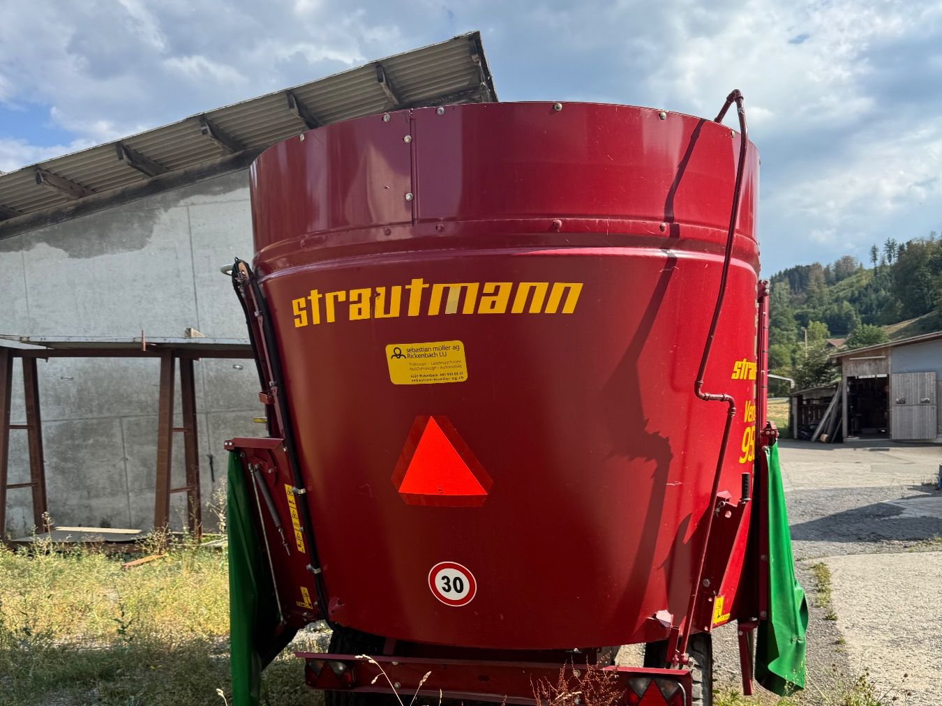 Tutte le macchine: Futtermischer Strautmann Verti-Mix 951 mit Aufsatz – Usato da Rickenbach LU venduto da othmarfrank 2