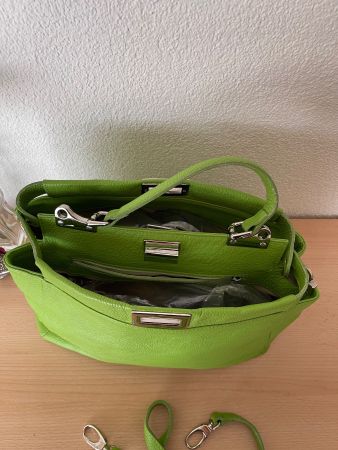 COCCINELLE Neu /NP510CHF Leder Grün Tache (780gramm)