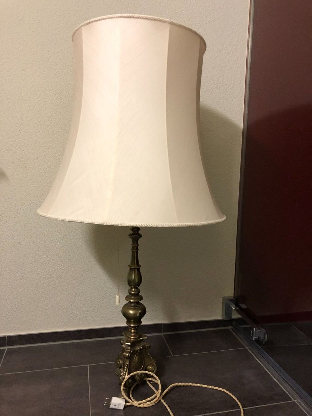 Lampade: Steh- / oder Tischlampe Einzelstück – Usato da Hagendorn venduto da Teora66