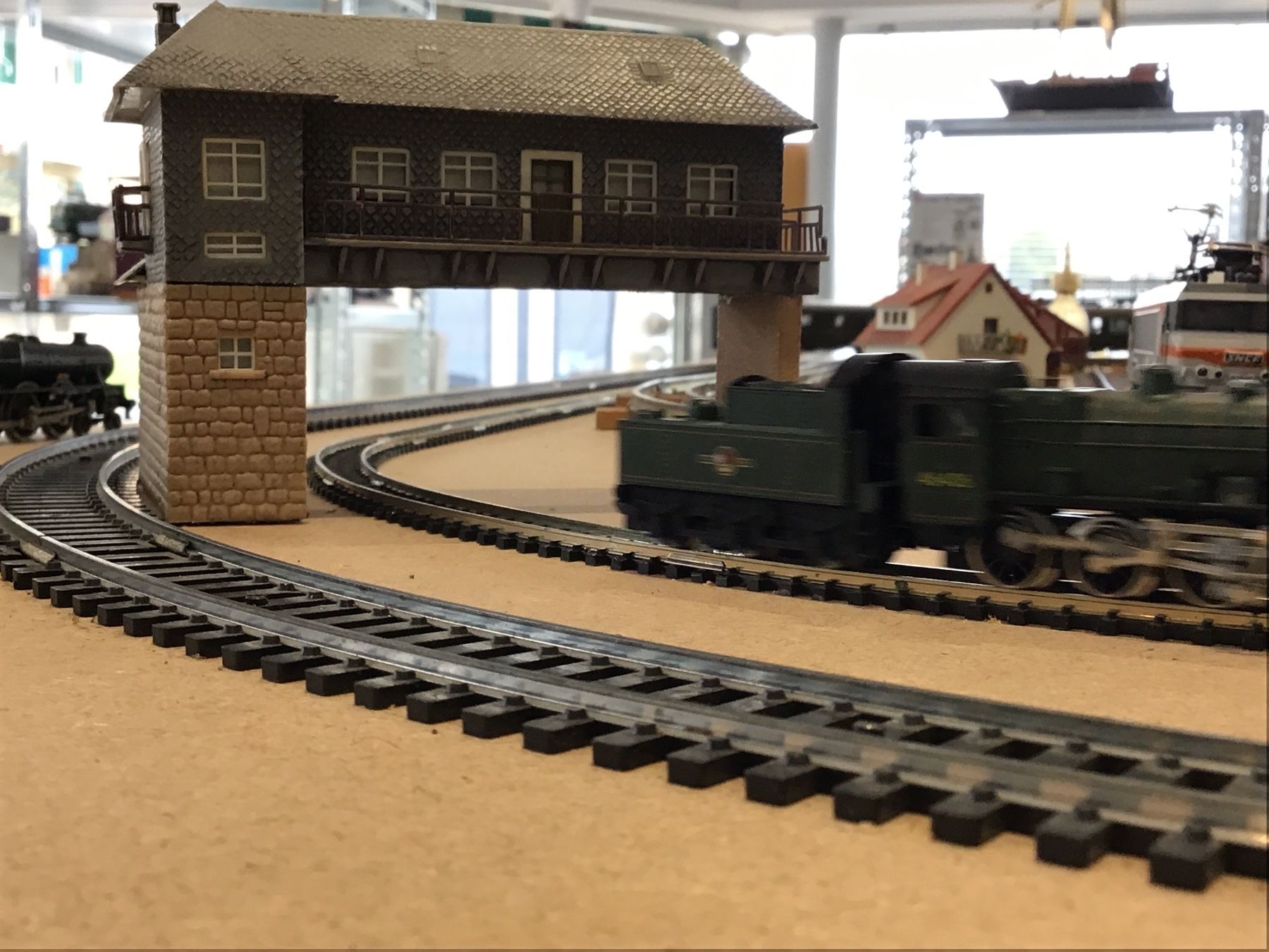Trix Modellini di ferrovie: MINITRIX Dampflokomotive 46406 – Usato da Männedorf venduto da Modell-Spezialisten 1