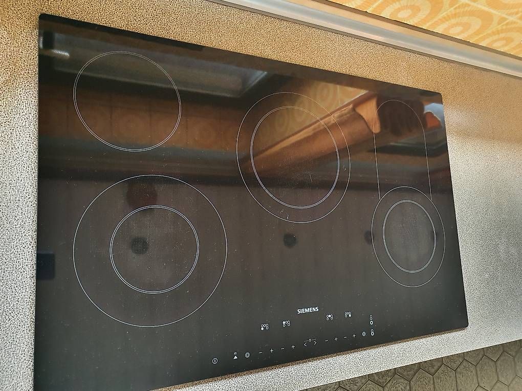 Siemens Cucine: Ceranfeld gross von Siemens – Usato da Ennetbühl venduto da Steph048 1