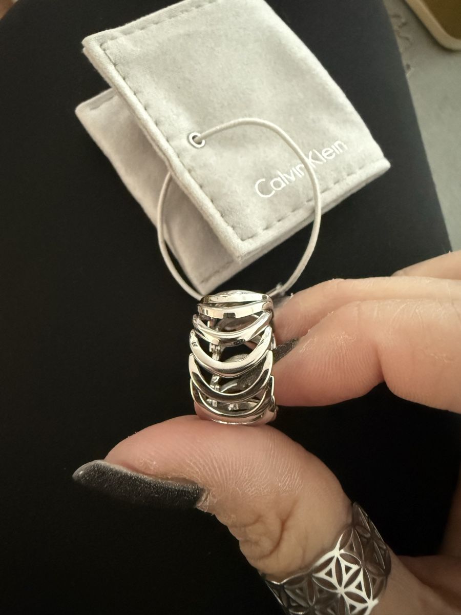 Calvin Klein Anelli: Bague Calvin Klein comme neuve  – Nuovo (secondo la descrizione) da Biel/Bienne venduto da Abeille01 2