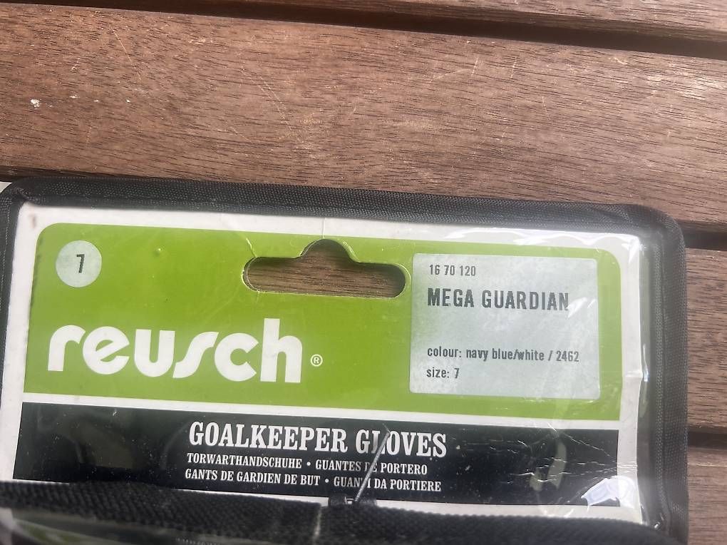 Reusch Guanti & manicotti: Reusch Mega Guardian Torwarthandschuhe NEU Grösse 7 – Nuovo (secondo la descrizione) da Frenkendorf venduto da autodiscount4123 4