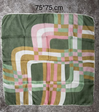 Foulard vintage J.S. Germain en soie – 75 x 75 cm