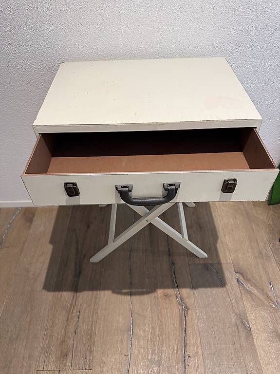 Cassettiere: Dekorative Kofferkommode – Usato da Knonau venduto da Frankathi 1