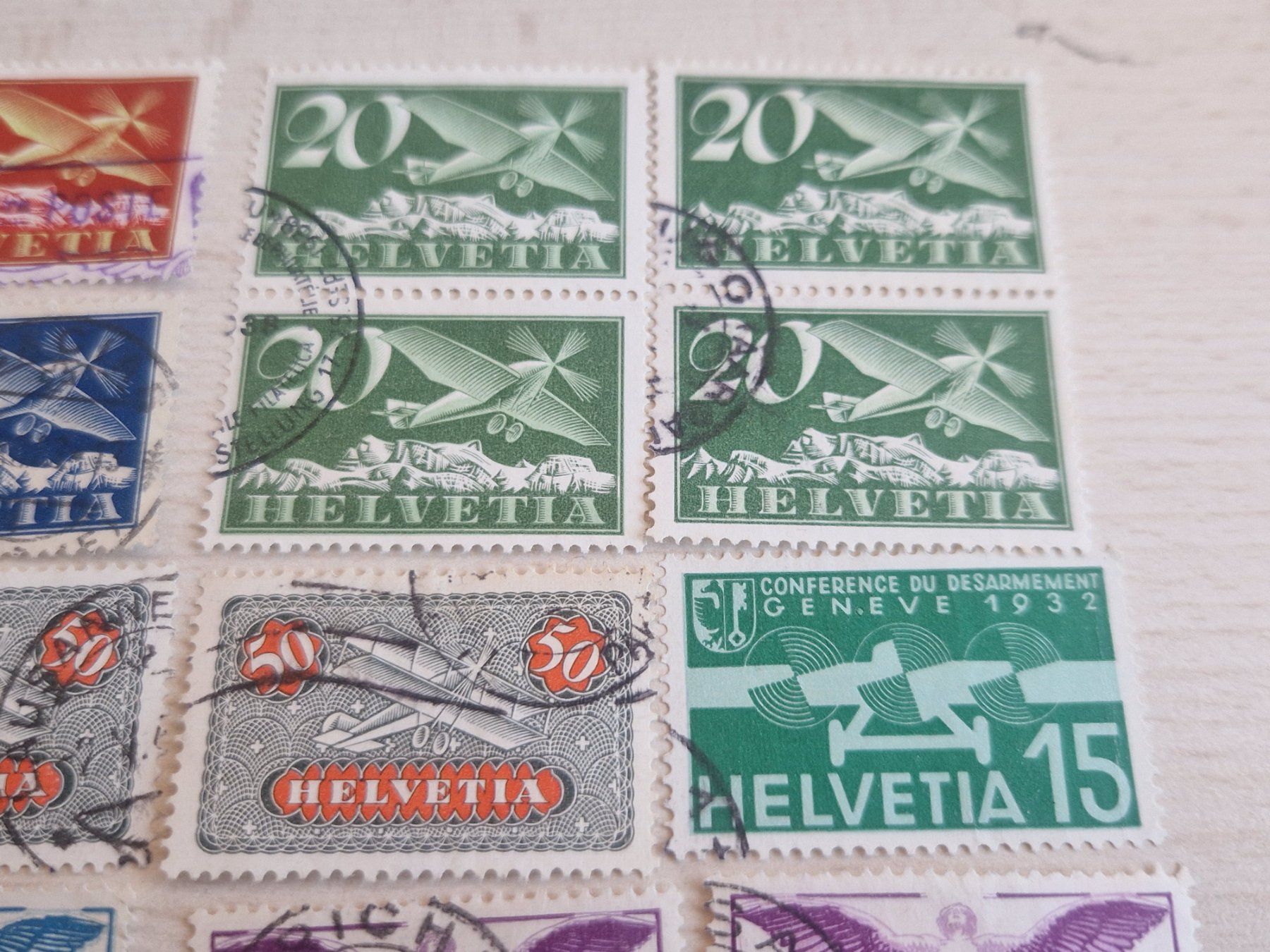 Tutti i francobolli: Ansammlung Flugpost, nicht bestimmt, ab 1.- – Usato da Burgdorf venduto da Glossy01 2