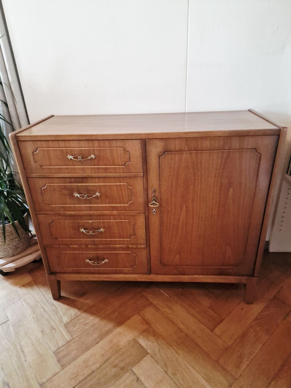 Cassettiere: Antike Kommode aus den 1930er Jahren – Usato da Hallau venduto da CHACLA 2