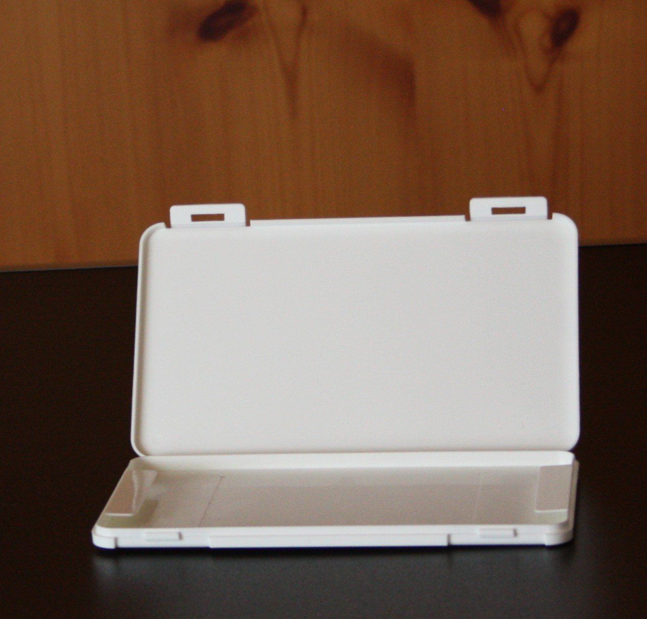 Cover & Protezioni schermo: Box Aufbewahrungsbox Case Cover weiss – Usato da Flüelen venduto da Alt-und-Neu 3