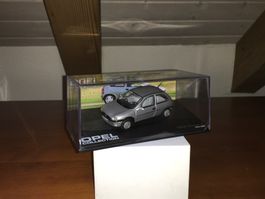 Opel Corsa B 1/43 no Minichamps