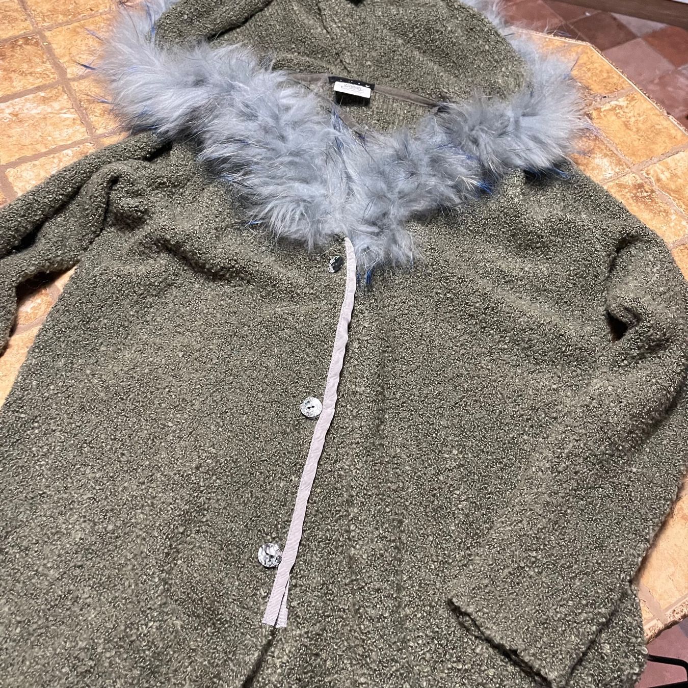 Armani Giacche: Armani Cardigan lungo con cappuccio e pelliccia vera – Nuovo (secondo la descrizione) da Gordevio venduto da LanaZimm 7