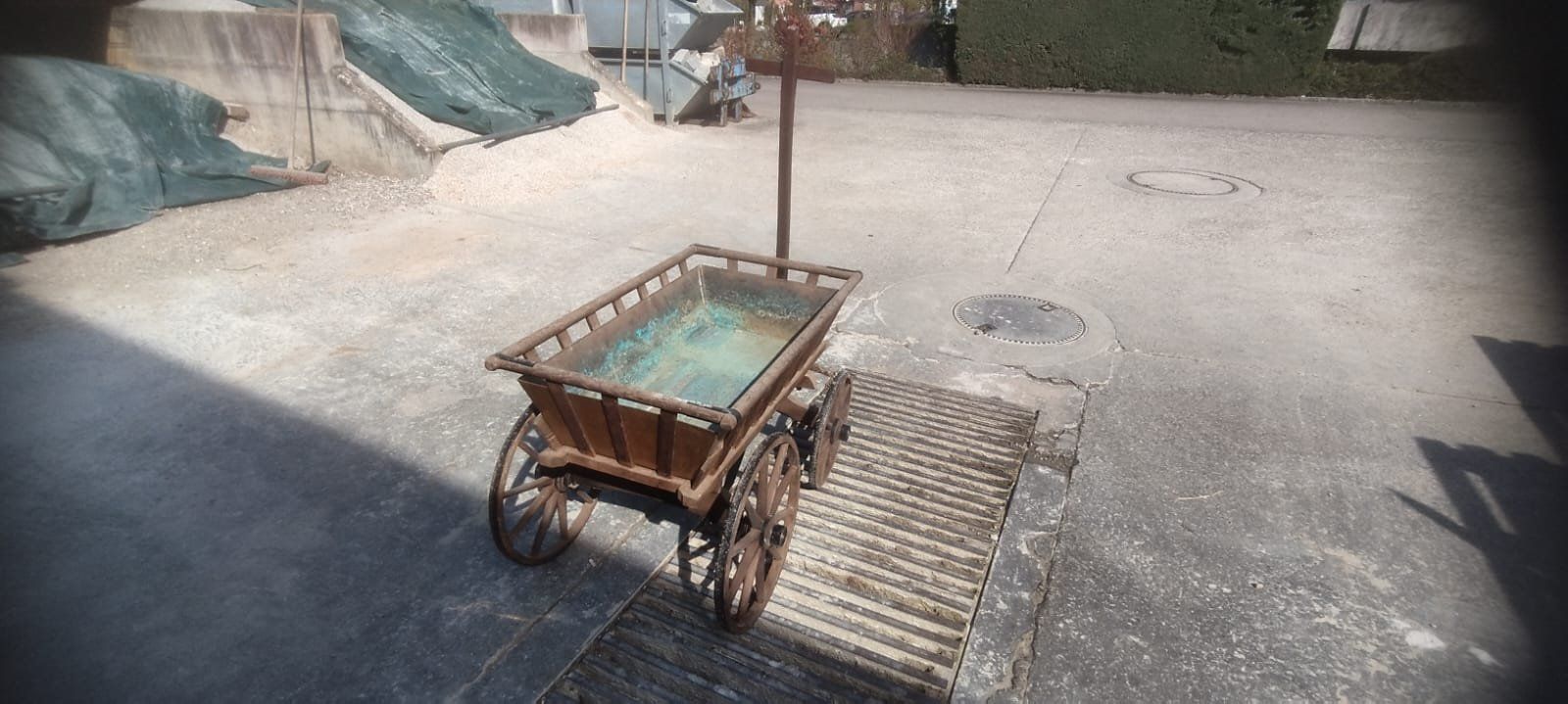 Carrelli di trasporto: Leiterwagen, Bollerwagen antik – Usato da Möhlin venduto da vabraccini 2