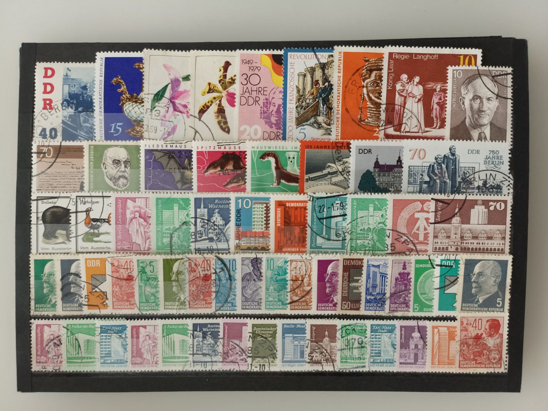 Tutti i francobolli: tolles DDR Lot gestempelt – Usato da Dübendorf venduto da goeggi79