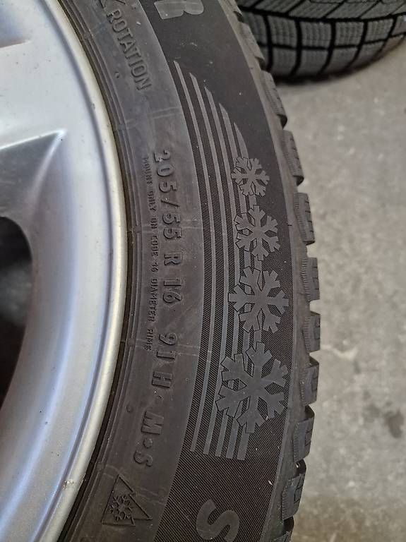 Cerchioni: Bmw e46 Felgen + Winter Reifen  – Usato da Niedergösgen venduto da Zecinha 3