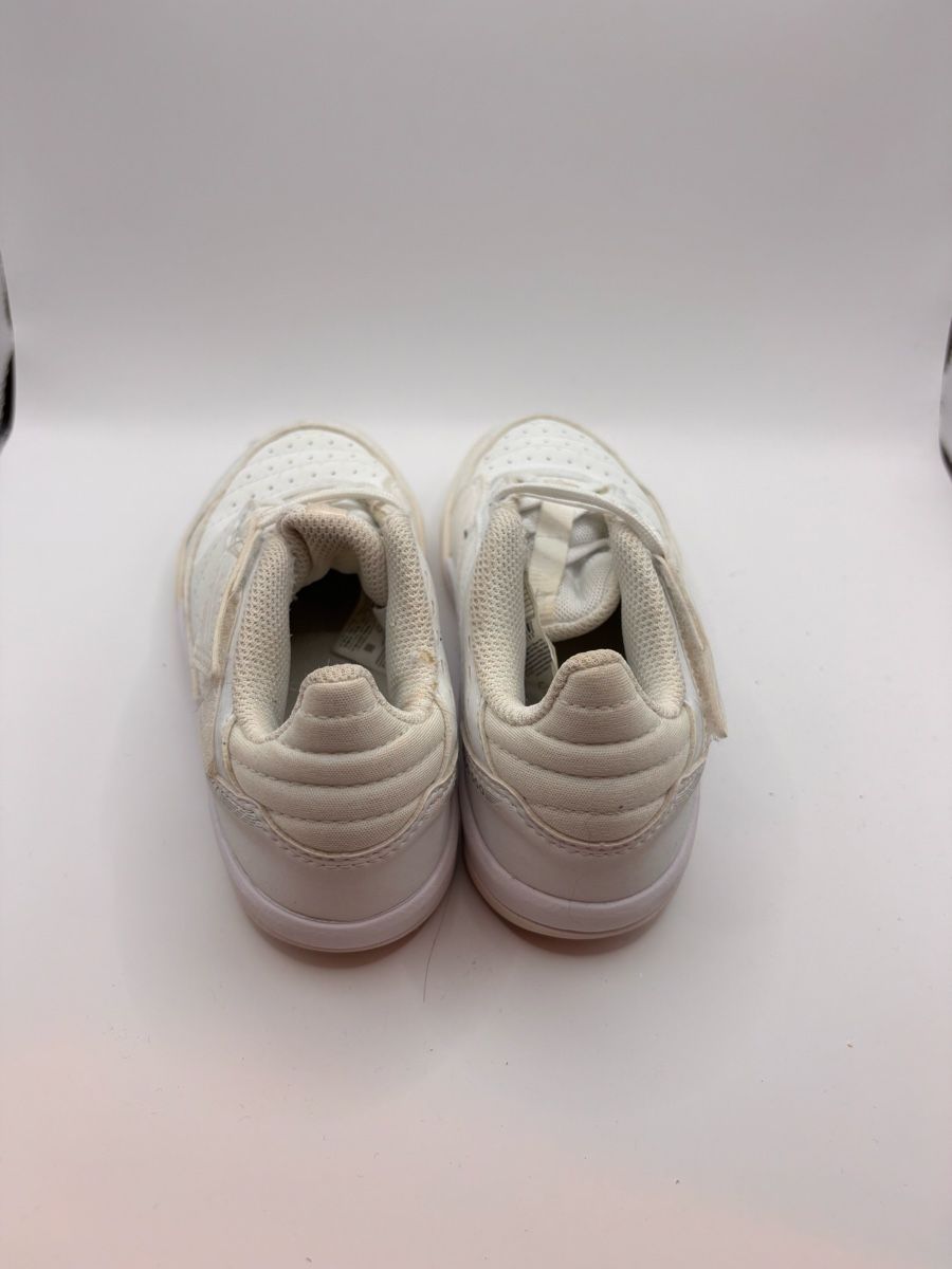 Decathlon Scarpe per ragazzi: Decathlon Kinderschuhe, Grösse 30, – Usato da Lupsingen venduto da Butzelma 1