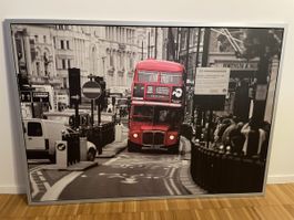 London, historische Aufnahme mit rotem Bus