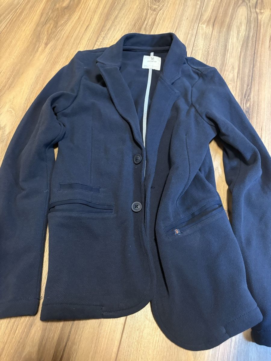 Okaidi Vestes & Manteaux: Blazer Okaïdi dunkelblau Grösse 152 – D'occasion à Witterswil par gandia05 2