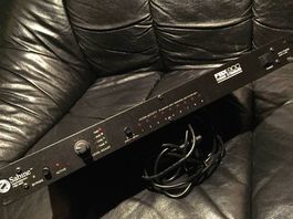Sabine FBX 900
