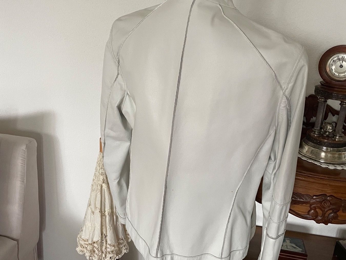 Giacche: Damen Lederjacke Gr. M / 38 weiss – Nuovo (secondo la descrizione) da Emmenbrücke venduto da Ladyboutique 2