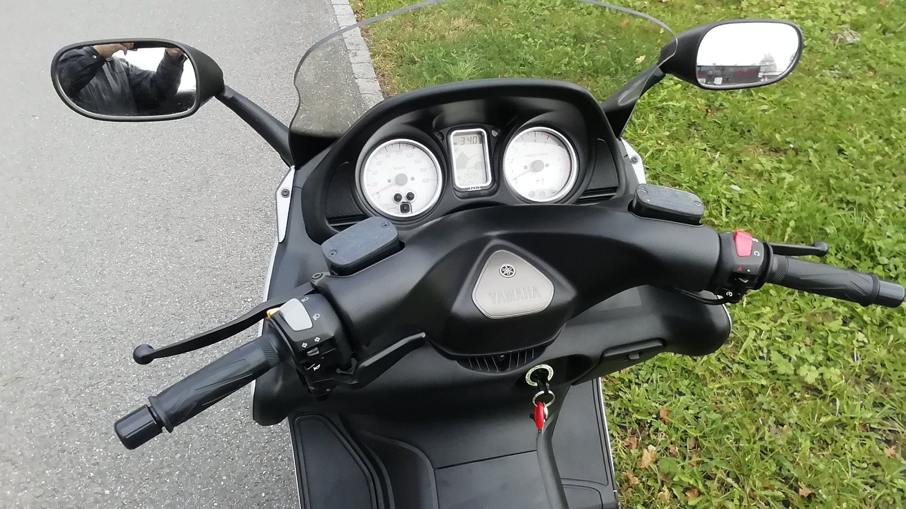Yamaha Scooter: Roller Yamaha Tmax XP 500A, MFK 1.5.26 – Usato da Unterseen venduto da Stedtli 7