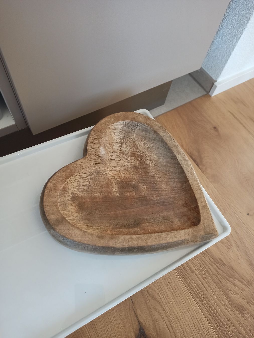 Ciotole: Herzschale aus Holz – Nuovo (secondo la descrizione) da Eschenz venduto da Migulina