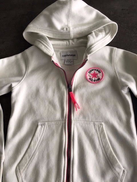 Converse Jacken & Mäntel: Converse Sweatjacke Grösse 128-140 – Gebraucht aus Rorbas von binajas 1