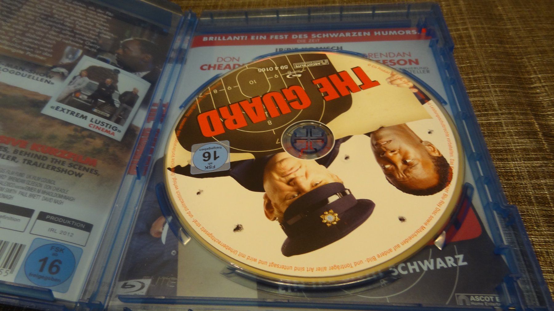 Tutti i DVDs: The Guard - Ein Ire sieht schwarz BLU-RAY – Usato da Olten venduto da Disc-Verkauf 1