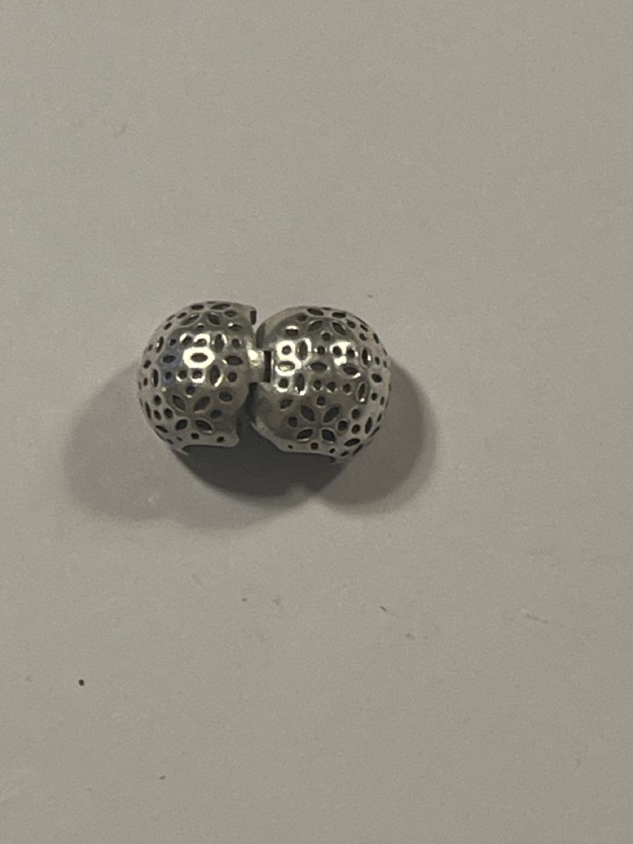 Pandora Ciondoli: Neuwertiger Pandora Clip mit Muster, 925 Silber. – Usato da Luzern venduto da Wusjx 1