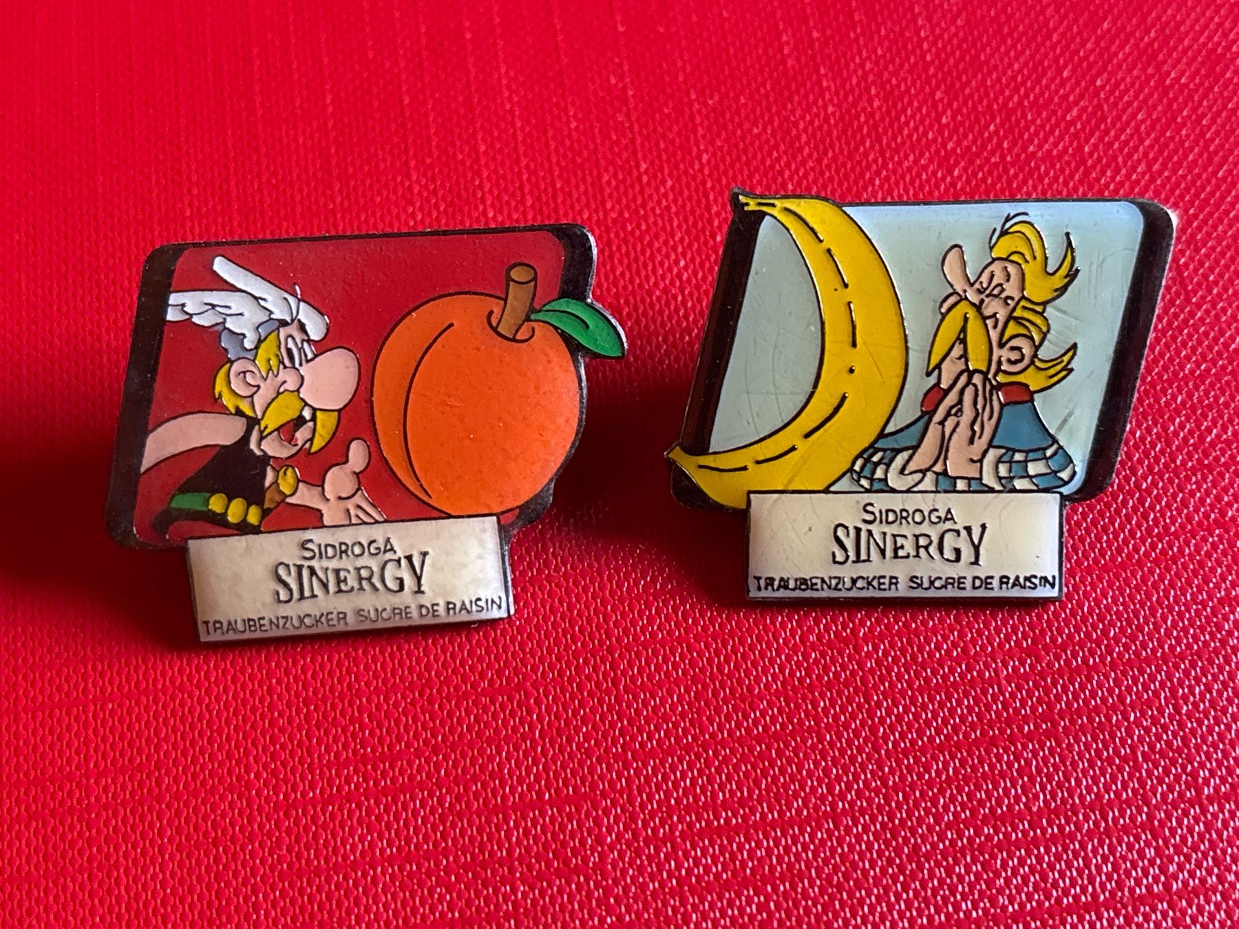 Placchette & Badge: Pins Asterix und Obelix – Usato da Lützelflüh-Goldbach venduto da NicoleL.