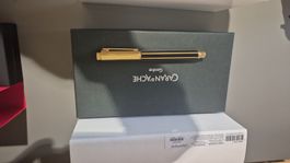 Füllfederhalter Caran d'Ache Varius Laque Schwarz Gold