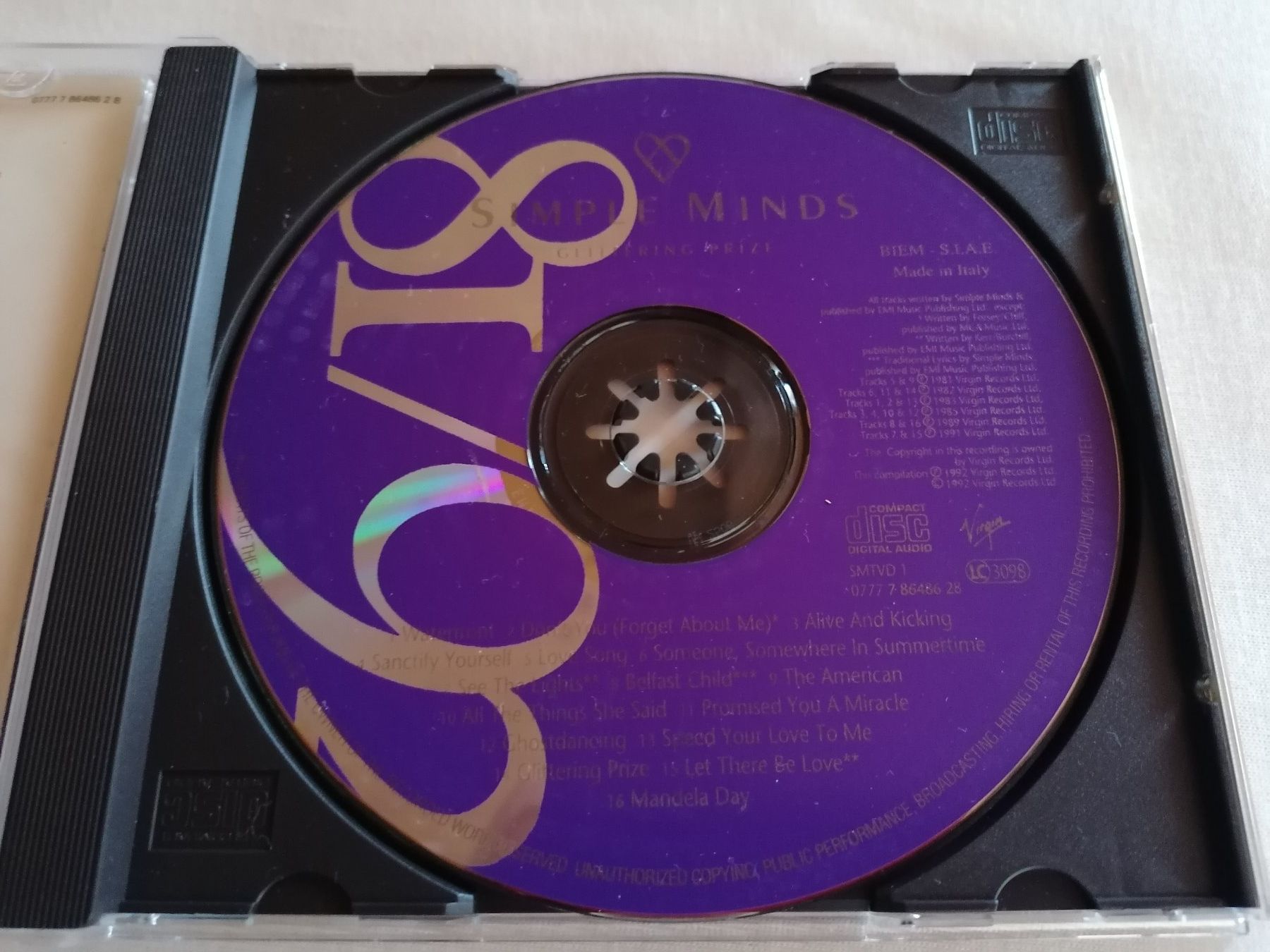 CD: SIMPLE MINDS - GLITTERING PRIZE  81 / 92 (Compilation 1992) – Usato da Ermenswil venduto da easyric 1