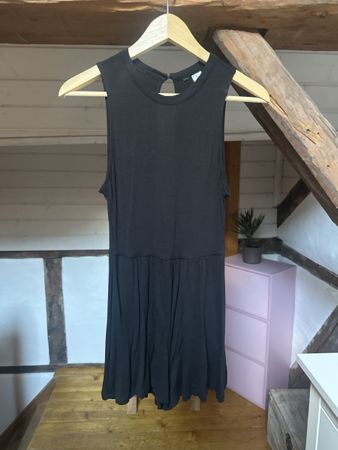 Sommerliches, ärmelloses, schwarzes Kleid, Grösse 36🖤