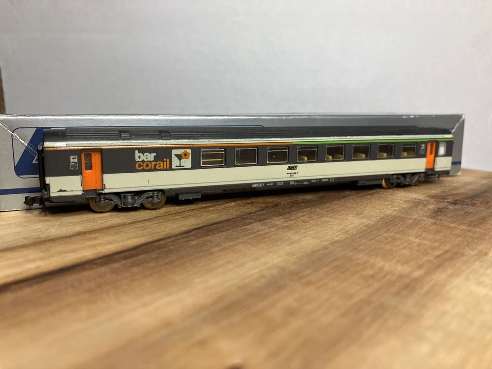 LIMA ECHELLE N Voiture Corail2 Cl Sncf En Boite Ref 320324 EUR 18,50