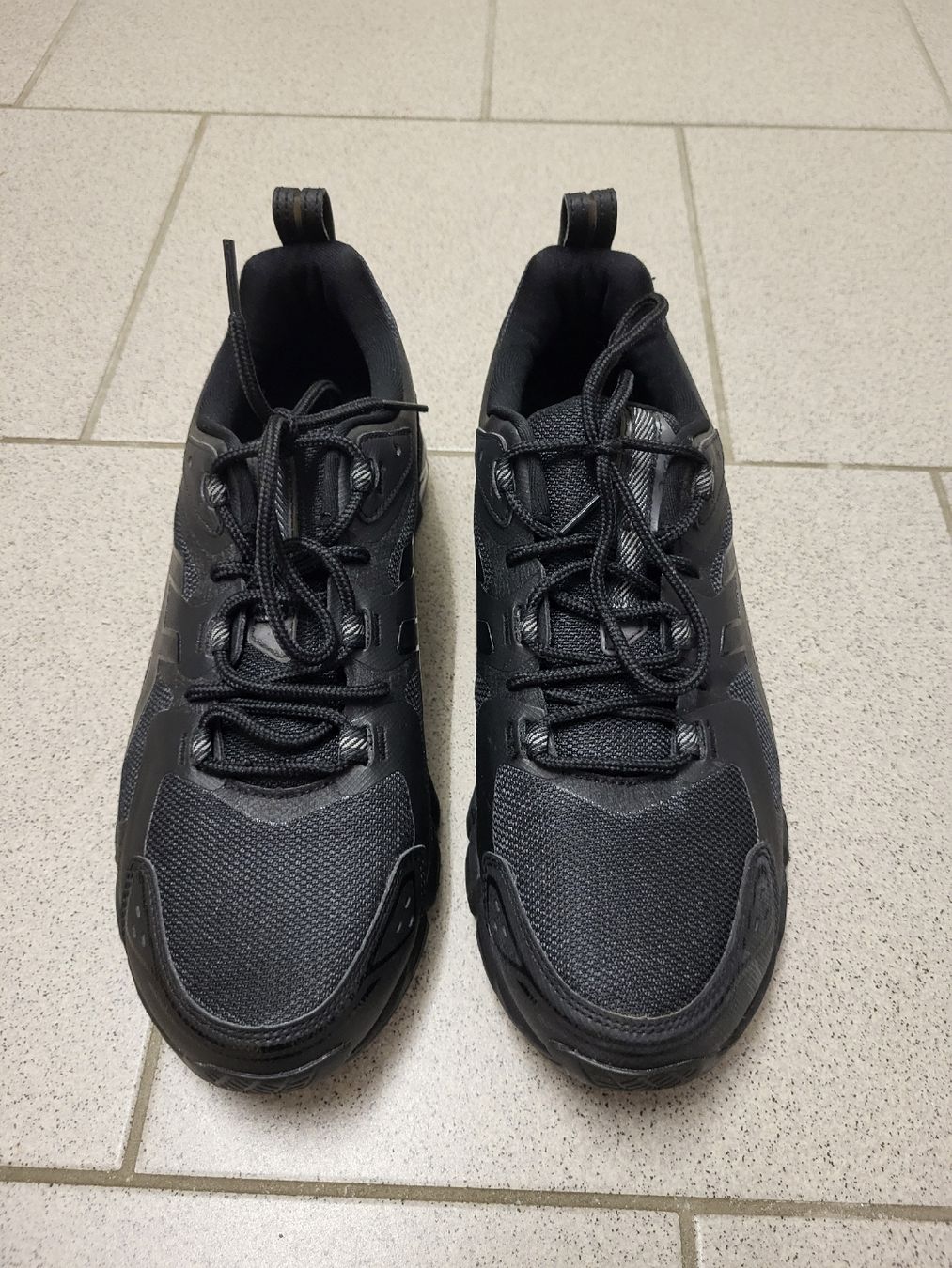 Asics Scarpe da uomo: Asics Gel Quantum Gr.42.5 – Nuovo (secondo la descrizione) da Würenlingen venduto da Brotaufstrich 1