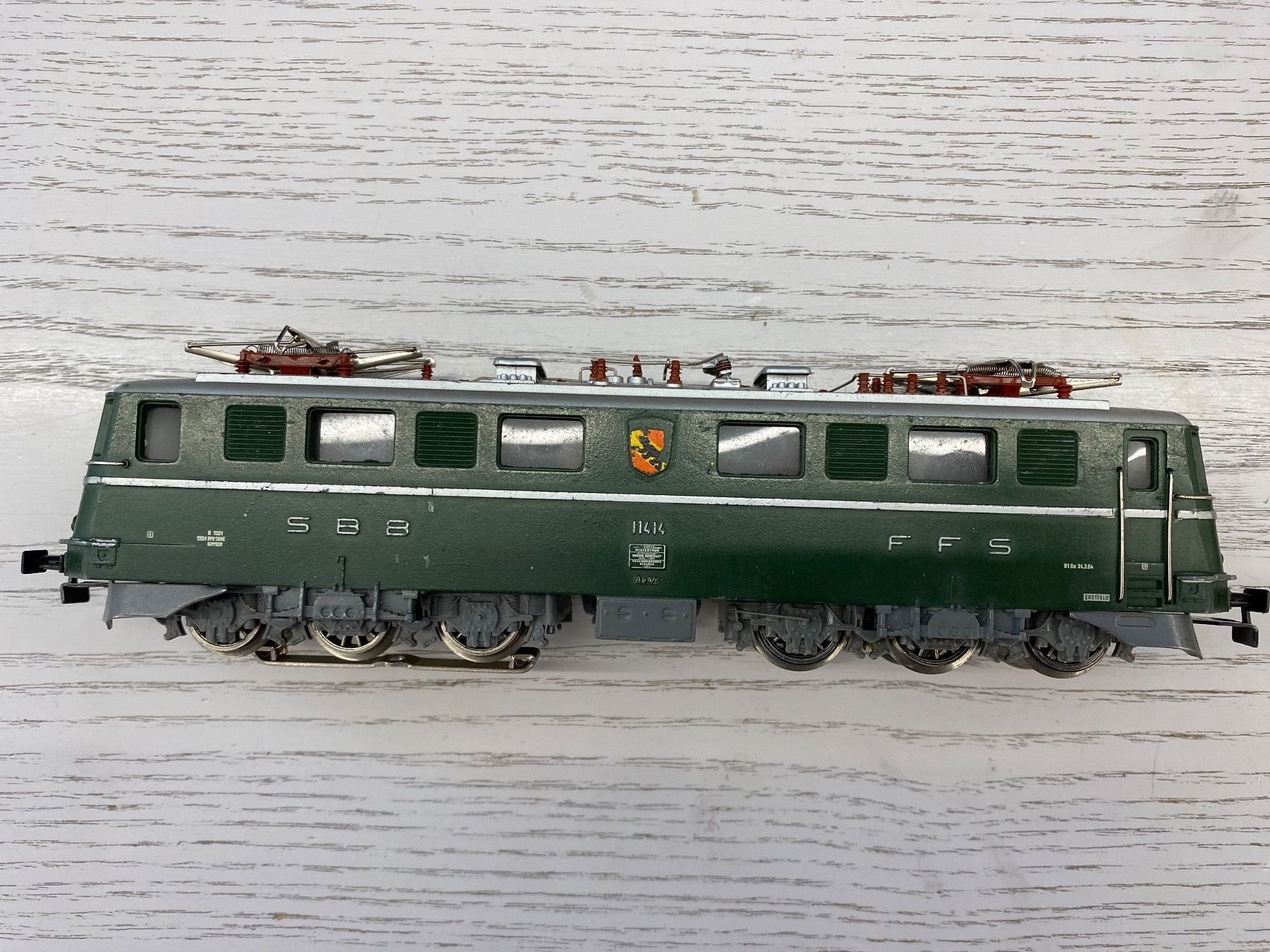 Märklin Modelleisenbahnen: Märklin 3050 SBB Ae 6/6 Bern – Gebraucht aus Lupsingen von New-Haven 1