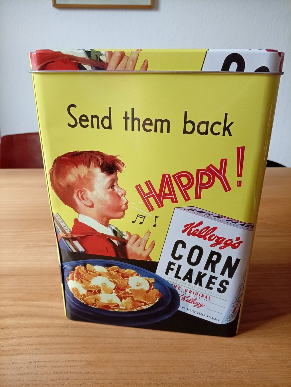Contenitori & Simili: Tolle Kelloggs Cornflakes Blechdose, cooles Design Höhe 25cm – Usato da Luzern venduto da Seri4