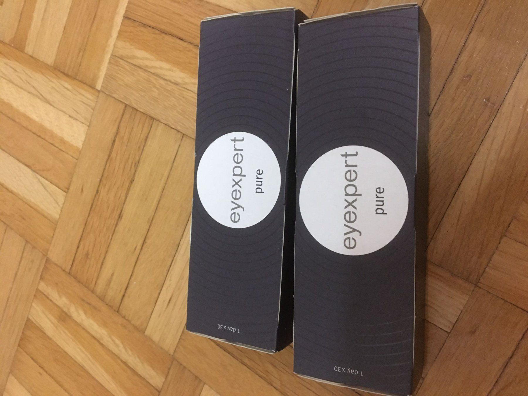 Kontaktlinsen: Kontaktlinsen "eyeexpert pure" – Neu und originalverpackt aus St. Gallen von mel_d2rj