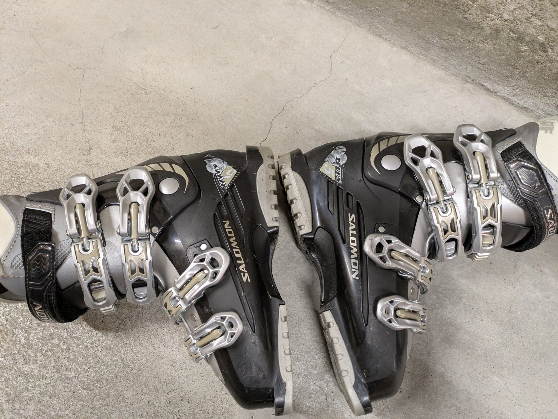 Salomon Scarpe da uomo: Salomon Ski boots – Usato da Zürich venduto da gom_5p7n 1