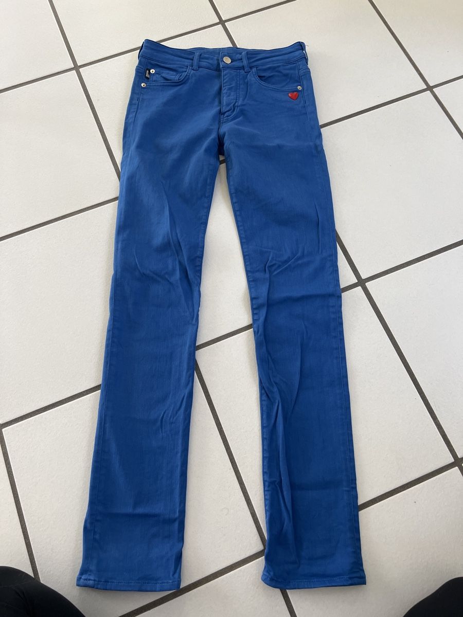 Moschino Jeans: Jeans – D'occasion à Oberuzwil par DanaB01