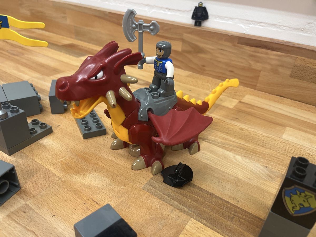 Lego Kit di costruzioni: Lego Duplo Ritter Drache – Usato da embrach venduto da kialle